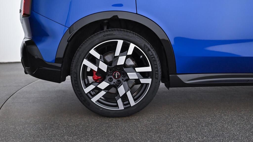 MINI John Cooper Works Countryman - Bild 17