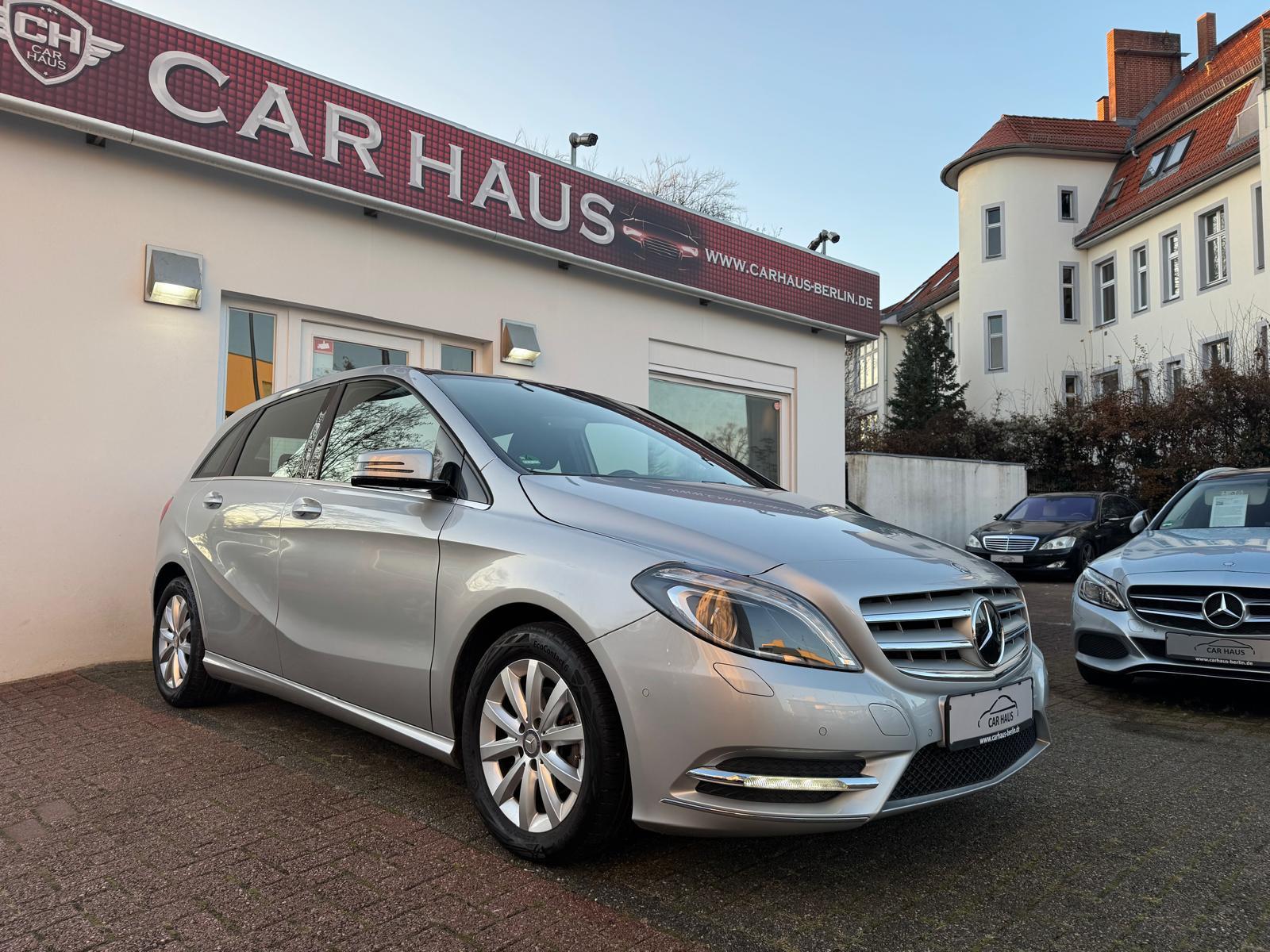 Mercedes-Benz B 180 BlueEfficiency *Panorama-Dach*Kamera*