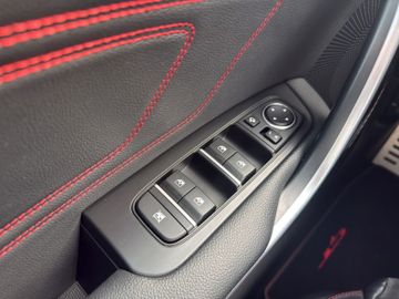 Kia ProCeed 1.6T DCT GT Elekt. Sitz Glasdach Bastuck