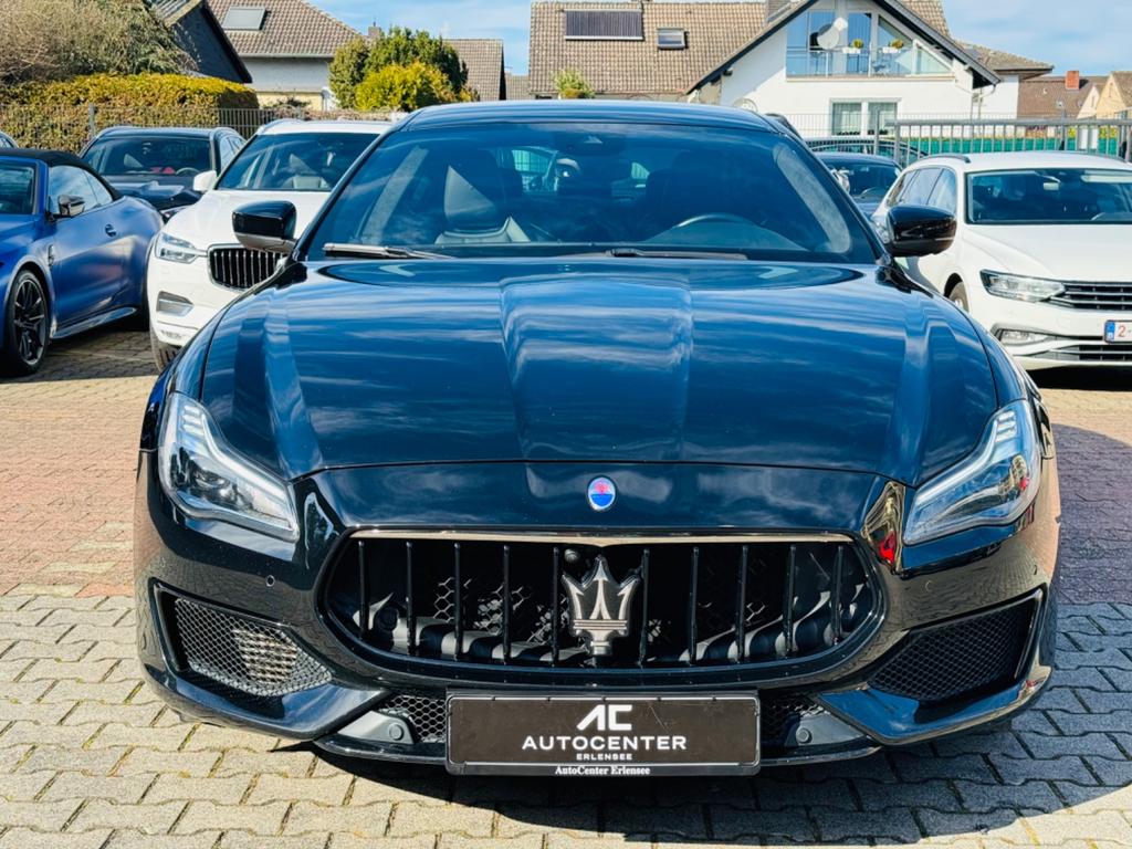 Maserati Quattroporte