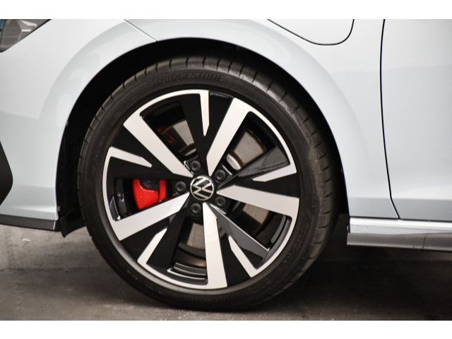 Volkswagen Golf - Bild 13