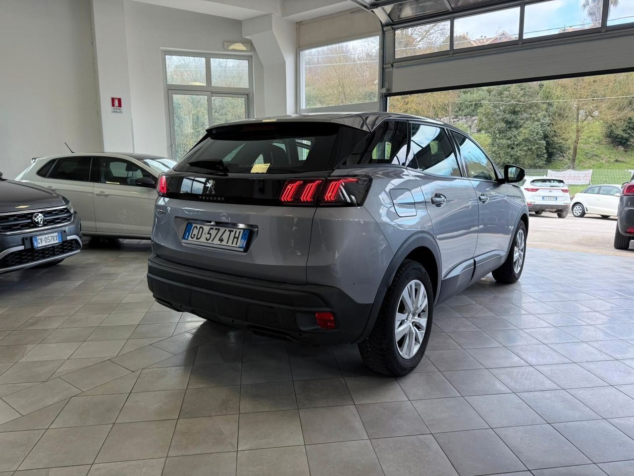 Peugeot 3008 BlueHDi 130 S&S EAT8 Active Pack imagem 3