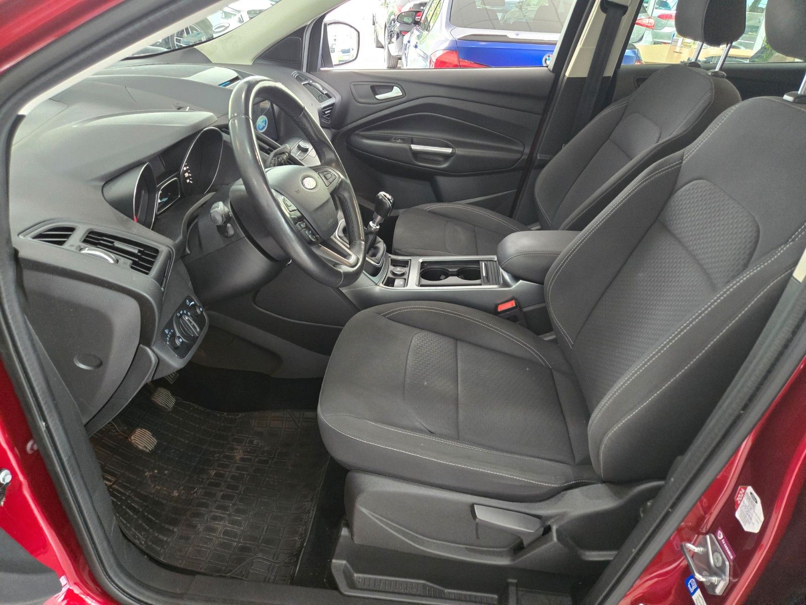 Fahrzeugabbildung Ford Kuga Cool & Connect