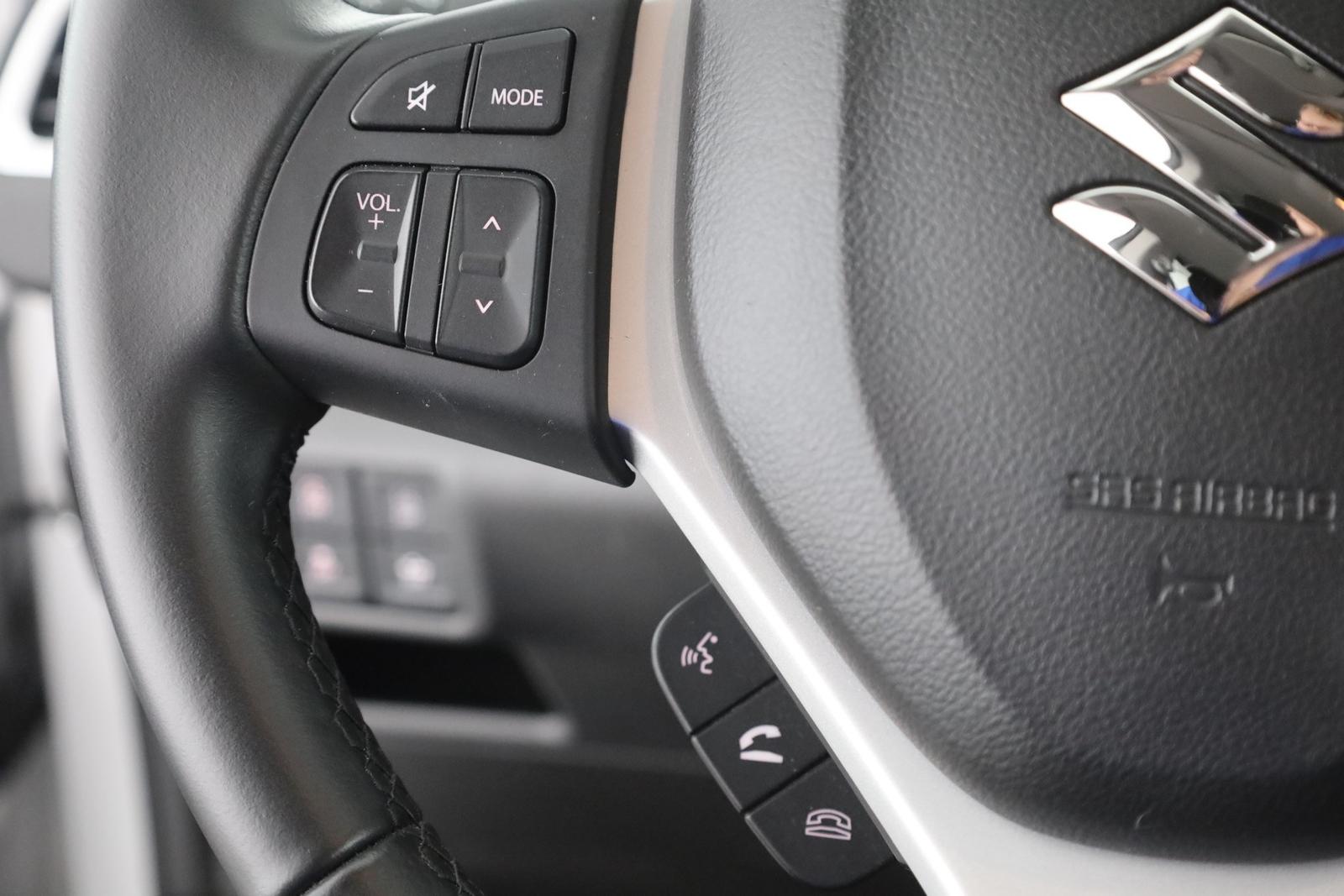 Suzuki S-Cross 1.4 4WD LED ACC Navi Kamera Sitzheizung