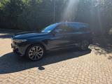 BMW X7 xDrive30d - - BMW X7 mit Diesel-Antrieb