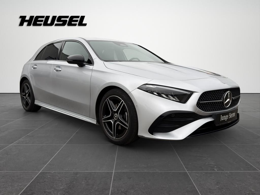 Mercedes-Benz A 180 AMG Night KeylessGo Ambientebel. Kamera foto 3
