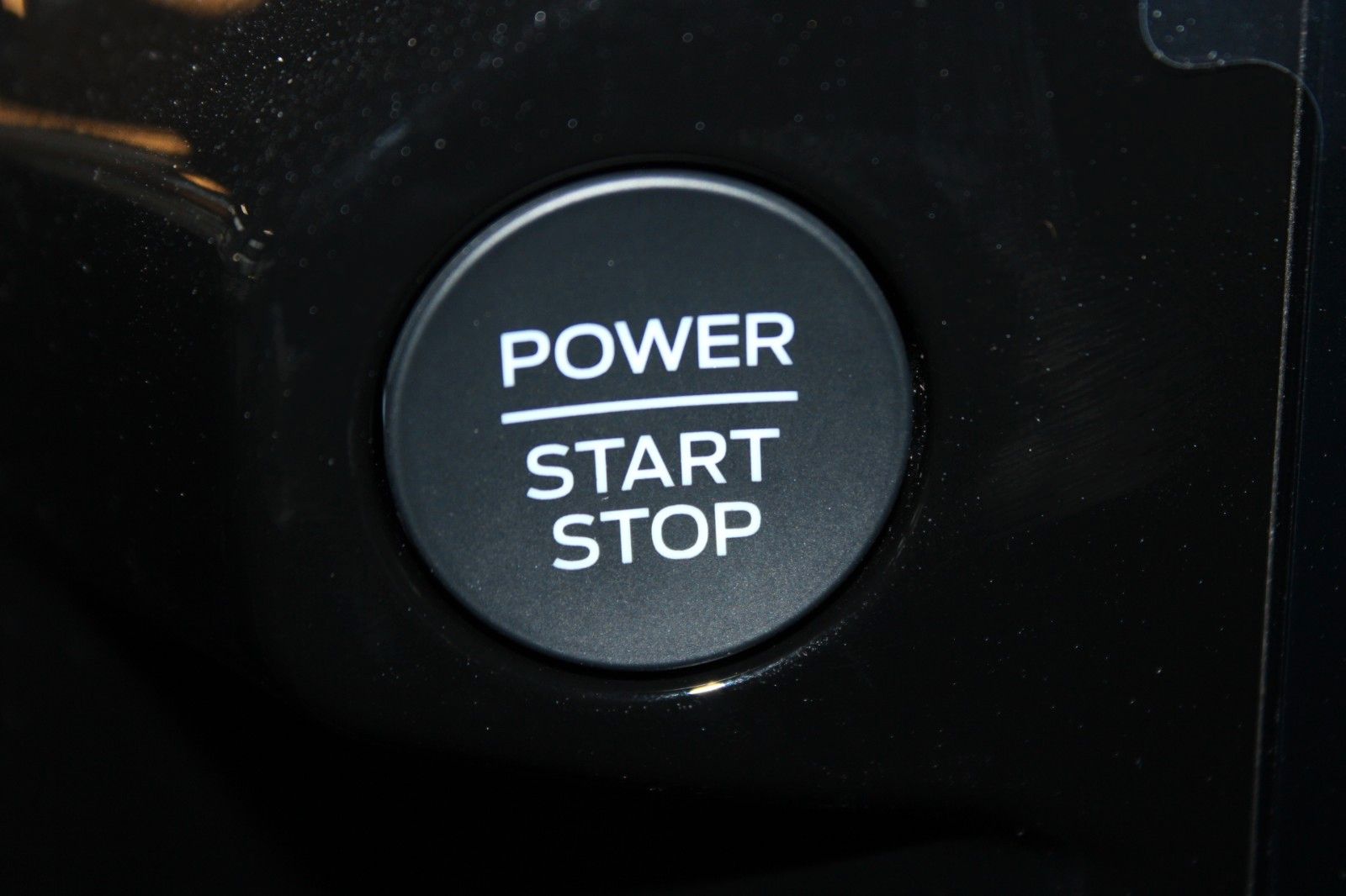 Fahrzeugabbildung Ford NUGGET L1 Titanium MARKISE + Aufstelldach SOFORT