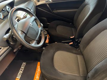 Lancia Ypsilon 1.4 8V Oro *KLIMAAUT.*2.HD*TÜV 062027*