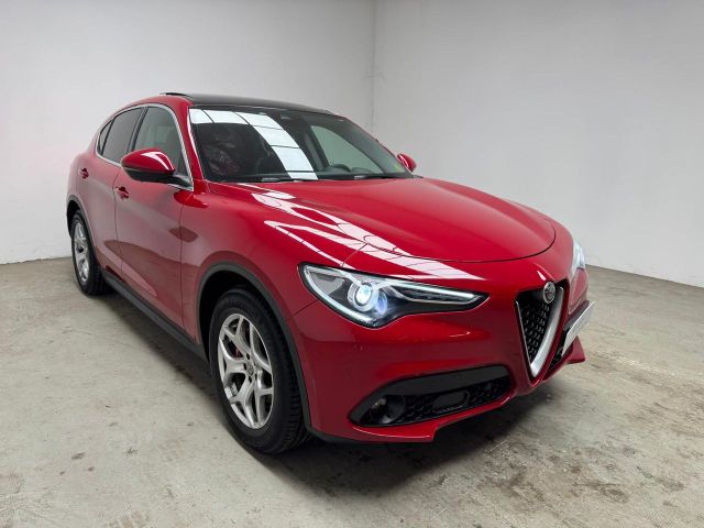 Alfa Romeo ALFA ROMEO Stelvio - Stelvio 2.2 t Executive Q4 