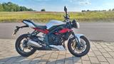 Triumph Street Triple 675 R - Triumph Street Triple 675 R