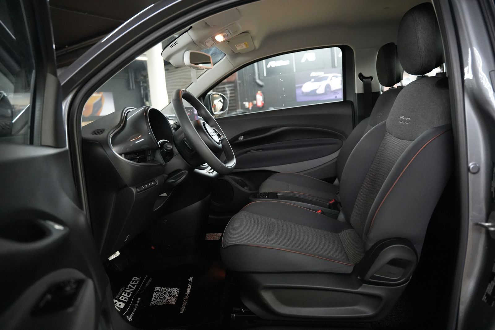 Fahrzeugabbildung Fiat 500 Icon *42 Kwh*Rückfahrkamera*Navigation*Klima