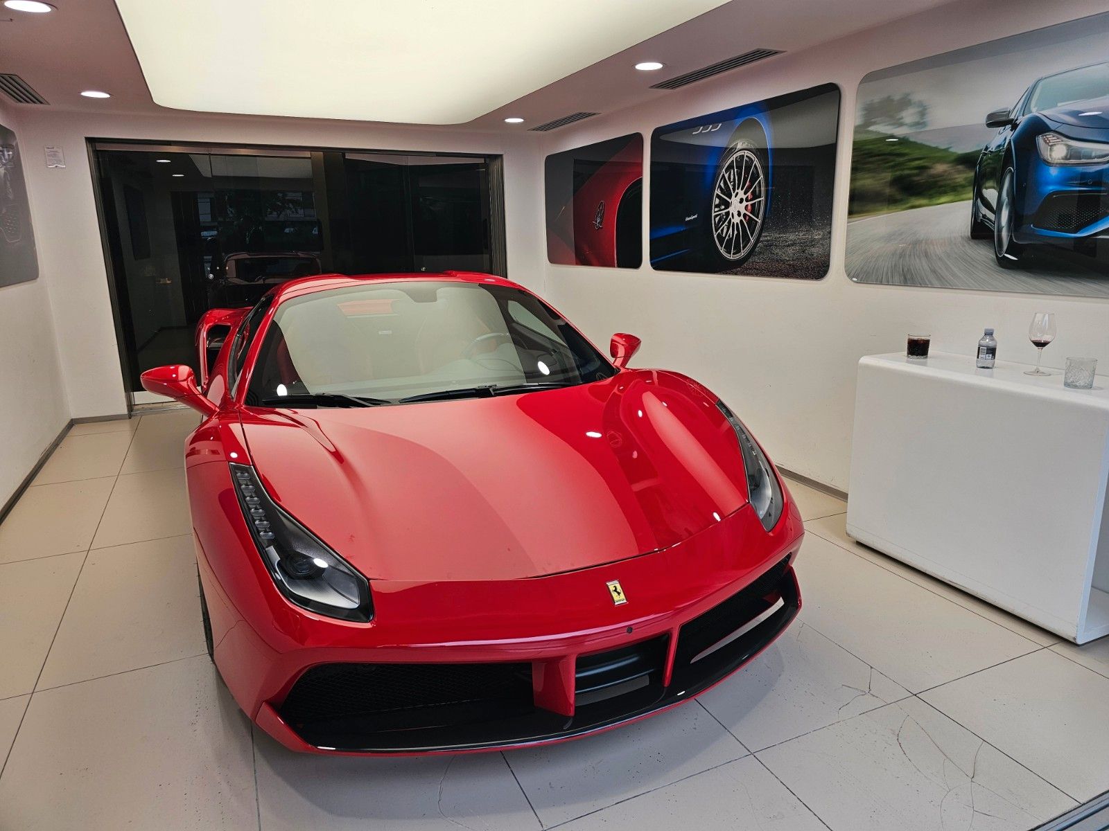FERRARI 488 Spider