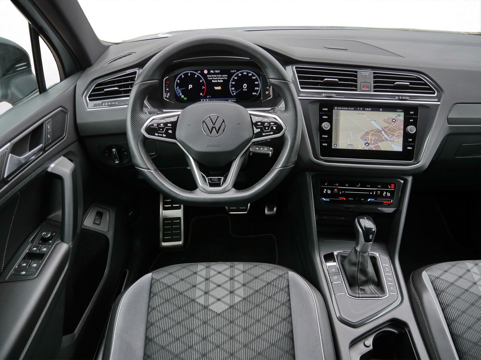 Volkswagen Tiguan - Bild 8