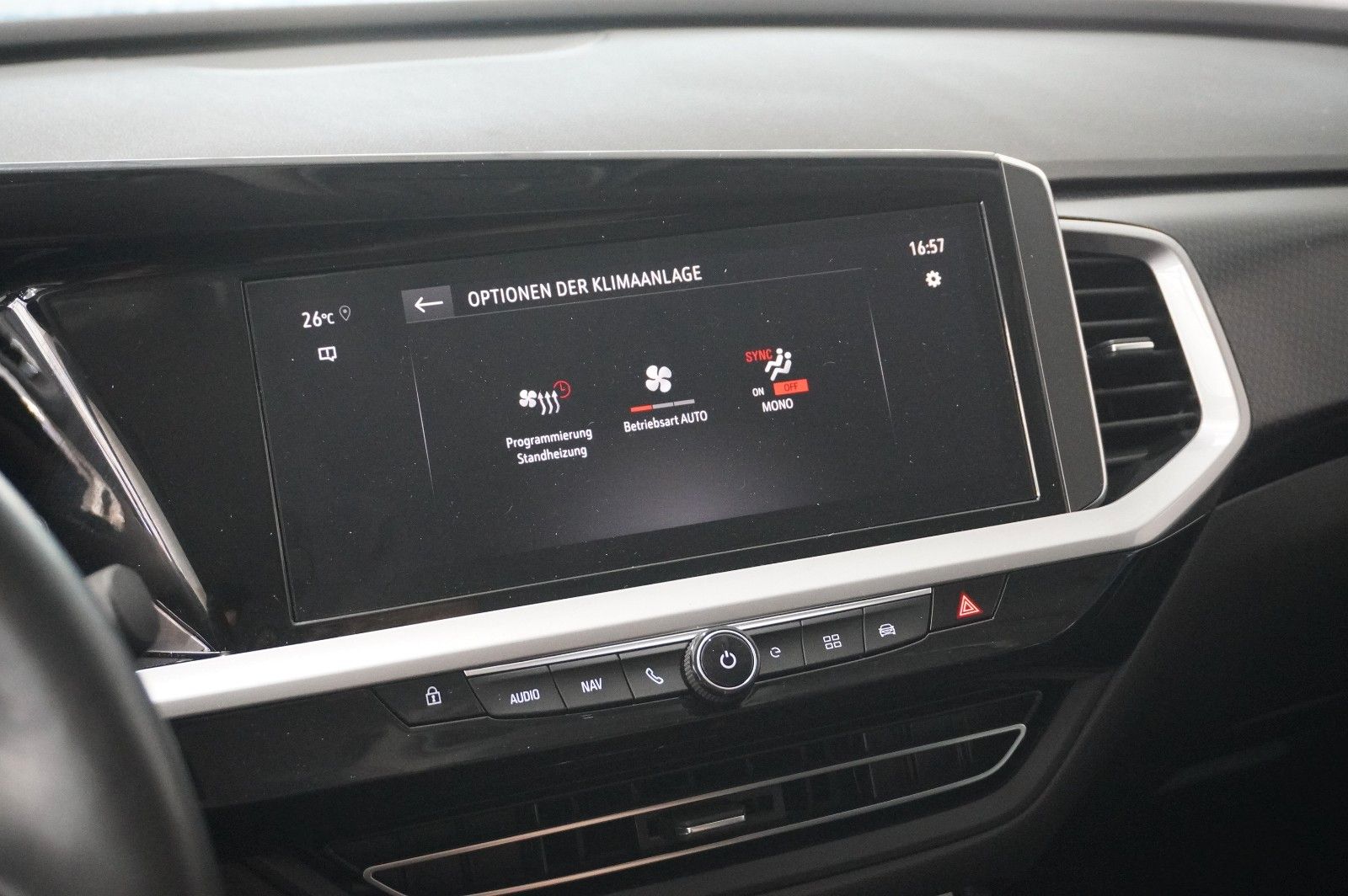 Fahrzeugabbildung Opel Grandland (X) GS SPORT 4HYBRID NAVI/LED/360°/DAB