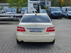 Fahrzeugabbildung E 200 NGT BlueEfficiency NGD