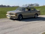 BMW 320/6 E21 Zender Umbau  - BMW 320 E21 mit Benzin-Antrieb