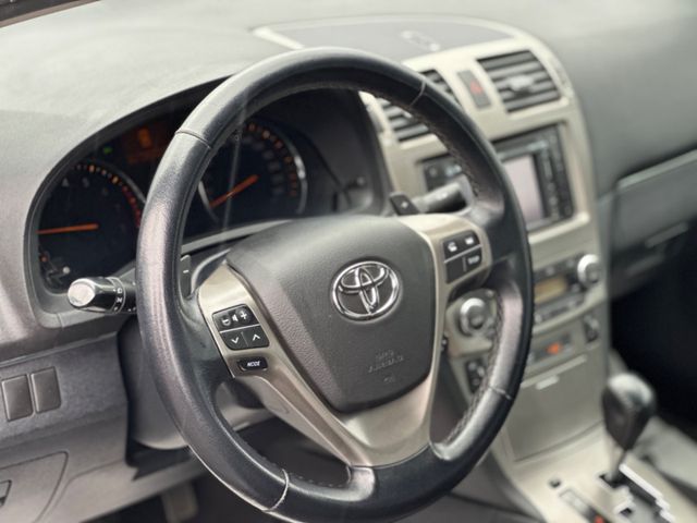 Toyota Avensis  Executive