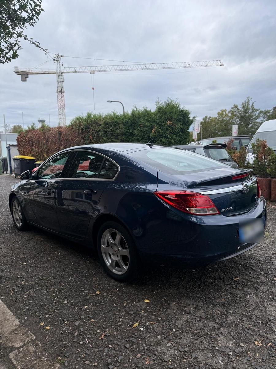 Opel Insignia 2012 — photo 12