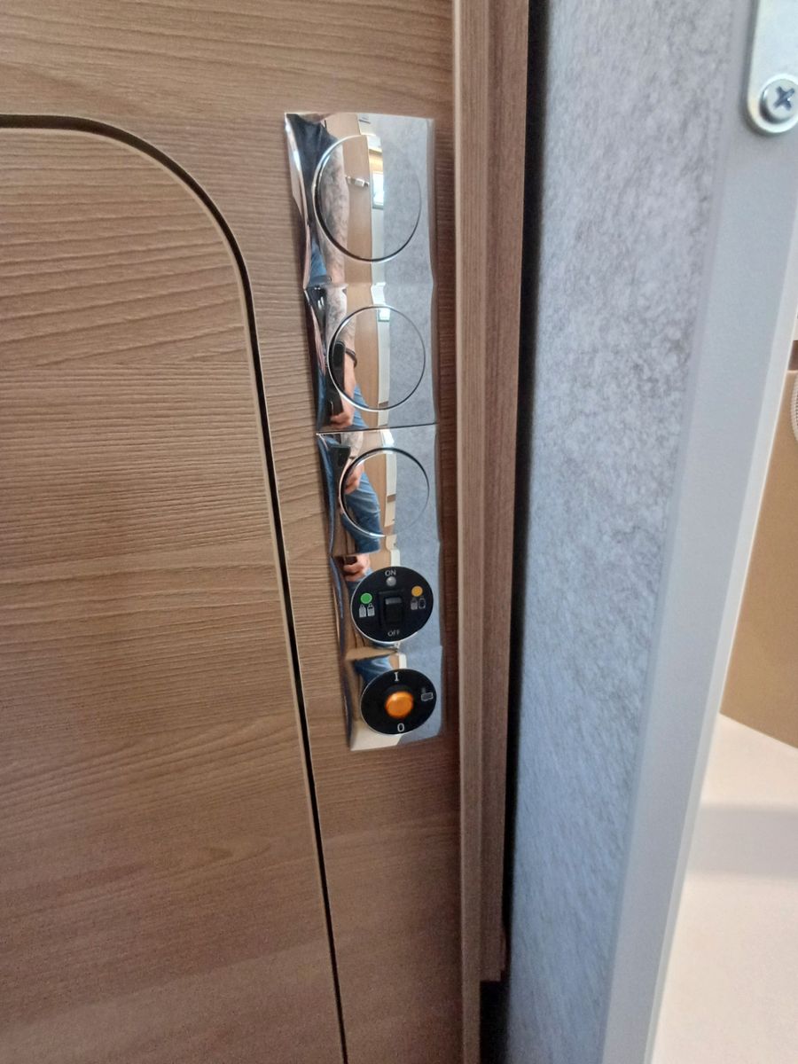 Fahrzeugabbildung Bürstner Lyseo TD 727 G Harmony Line SIE SPAREN € 29.987!