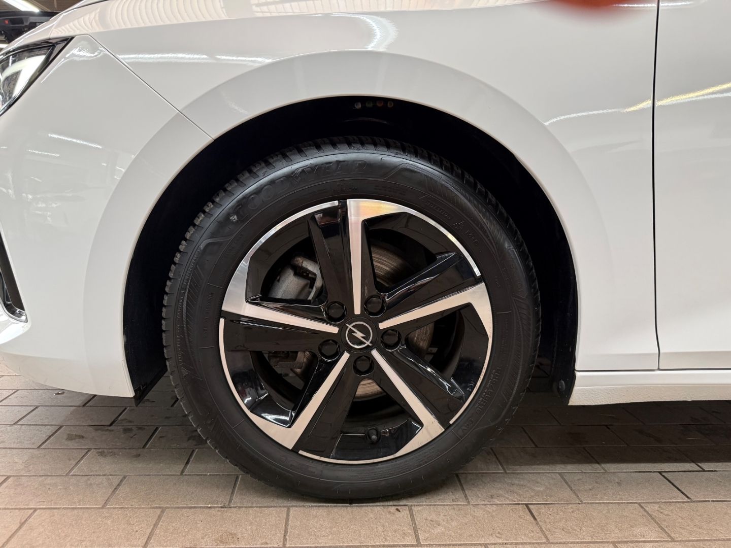 Fahrzeugabbildung Opel Astra L GS SHZ+LHZ+Kamera+Allwetter