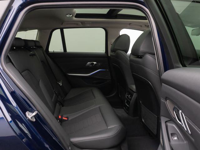 Foto Nummer 27: BMW 330d