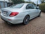 Mercedes-Benz E 400 4MATIC AMG Line Autom. AMG Line - Mercedes-Benz E-Class in Frankfurt (Main)