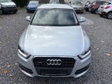 Audi Q3 2.0 TFSI quattro - Audi Q3 aus 2014 mit Benzin-Antrieb
