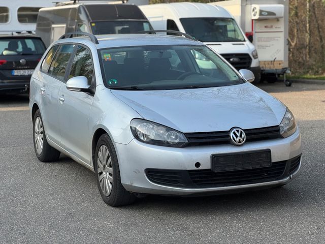 Fahrzeugabbildung Volkswagen Golf 1.6 TDI 4MOTION Comfortline Variant