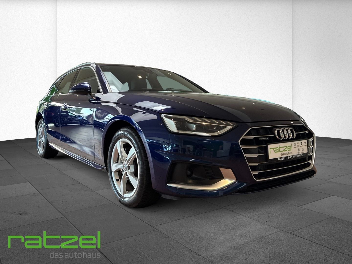 Fahrzeugabbildung Audi A4 Avant 40 2.0 TDI quattro advanced AHK+Navi Me