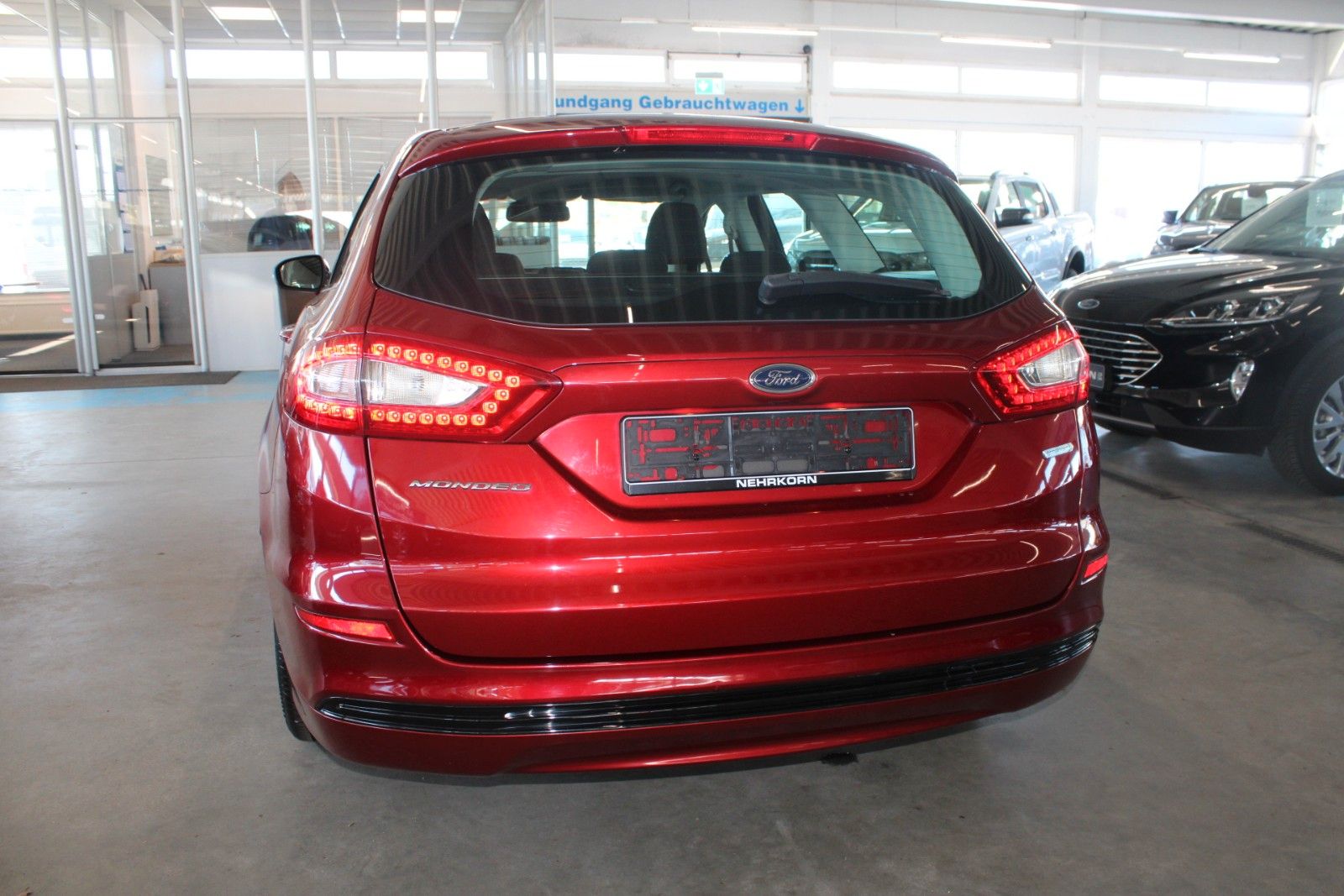 Fahrzeugabbildung Ford Mondeo 1,5 EB Titanium Turnier Winter Paket uvm.