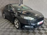 Ford Focus Lim. 2.0*ST*RECARO-R.KAM-TEMPO-SHZ-SP.FW - Ford: K 0