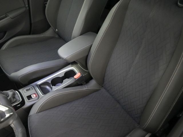 Corsa F ELEGANCE+RÜCKFAHRKAMERA+SITZ-/LENAKRADHE