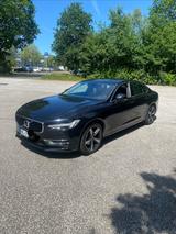 Volvo S90 D4 mit ganz neuen TÜV - Volvo S90 aus 2017