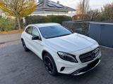 Mercedes-Benz GLA 250 DCT Edition 1 Edition 1 - gebrauchte Mercedes-Benz GLA 250 aus dem Jahr 2015