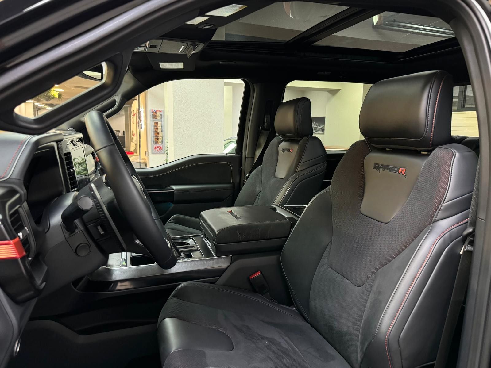 Fahrzeugabbildung Ford RAPTOR -R- SUPERCREW KOMPRESSOR V-8