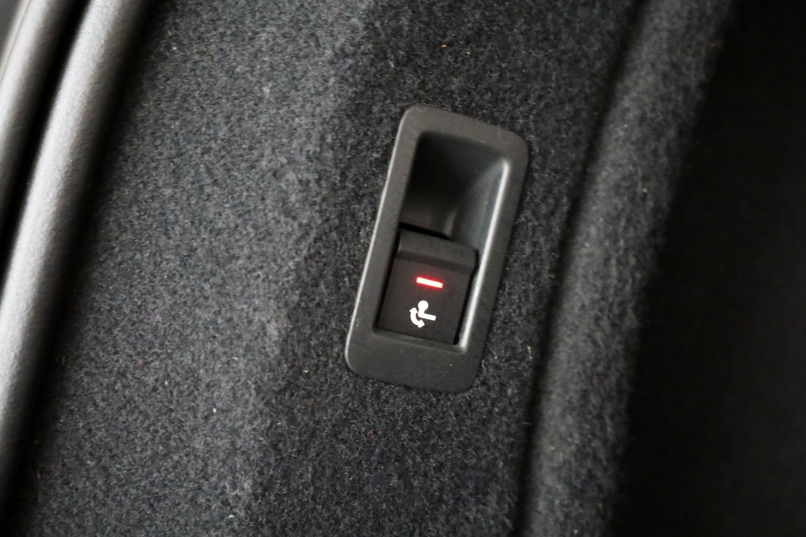 Fahrzeugabbildung Audi A4 Avant 40TDI quattro sport T.Leder,Navi,LED,SH