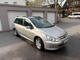 Peugeot, 307 SW, 7 - Sitzer - Peugeot 307: SW 7