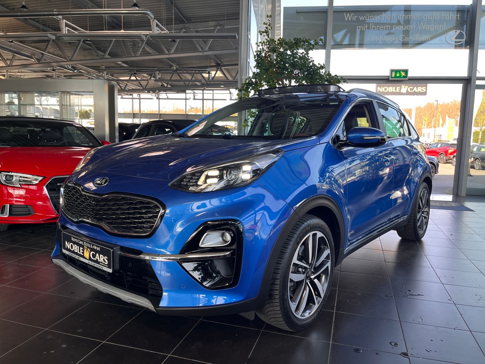 Fahrzeugabbildung Kia Sportage Platinum Edition 4WD AHK LEDER NAV SHZ