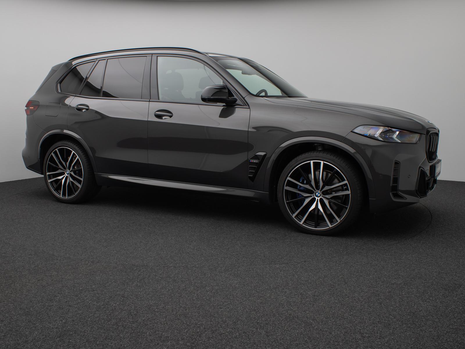BMW X5 M60i 360° HUD H/K SoftCl Panorama Sky Lounge 