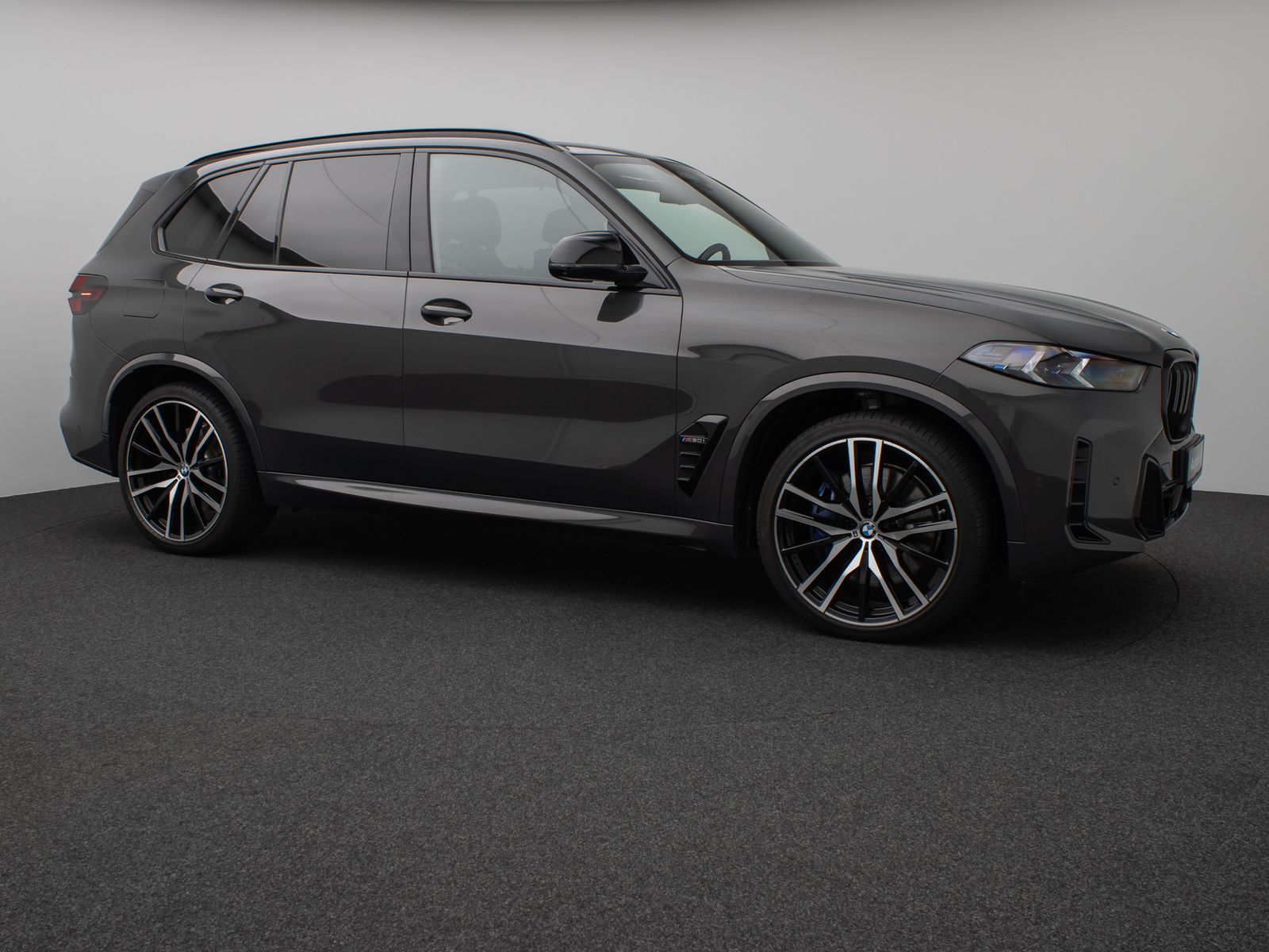 Fahrzeugabbildung BMW X5 M60i 360° HUD H/K SoftCl Panorama Sky Lounge