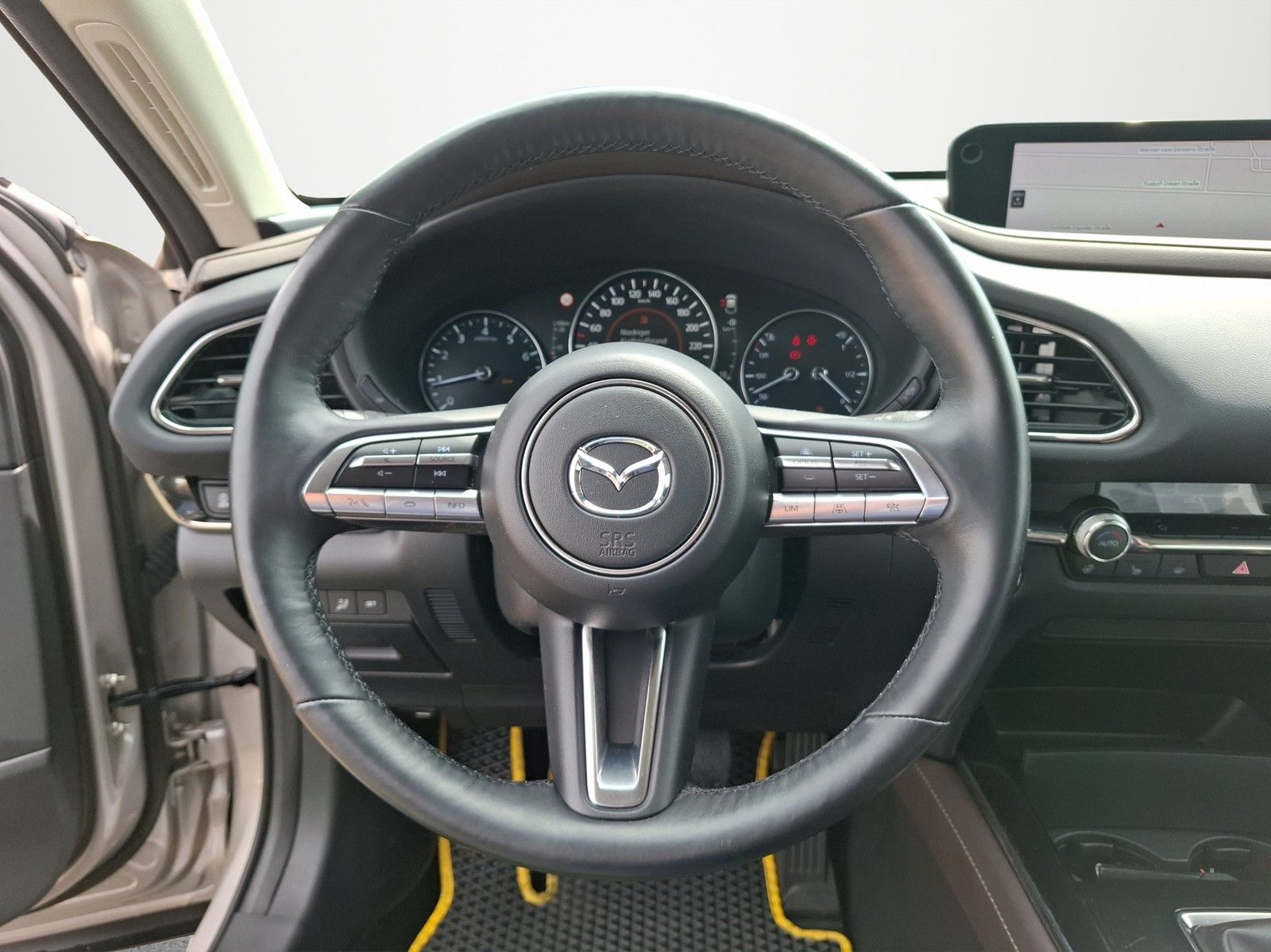 MAZDA CX-30 Selection 2.0 AWD / MATRIX / LEDER / BOSE - Image 11