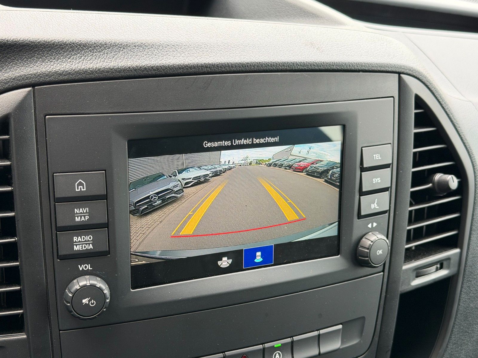 Fahrzeugabbildung Mercedes-Benz Vito 114 CDI Tourer Extral 9G Klima Kamera