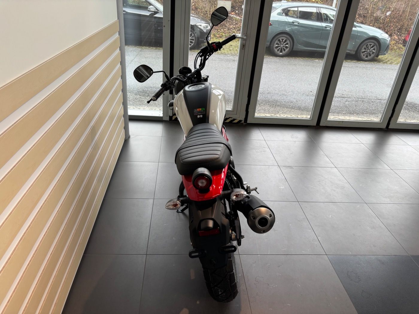 Fahrzeugabbildung Yamaha XSR 125 Modell 2025 VFM