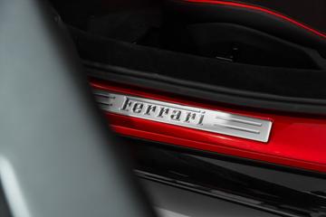 صورة مصغرة 19 لـ 2023 Ferrari 296 GTS