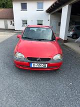 Opel Corsa 1.2 16V Edition 100 Edition 100 - Opel Corsa aus 1999: 16v