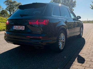 Audi Q7 - 11