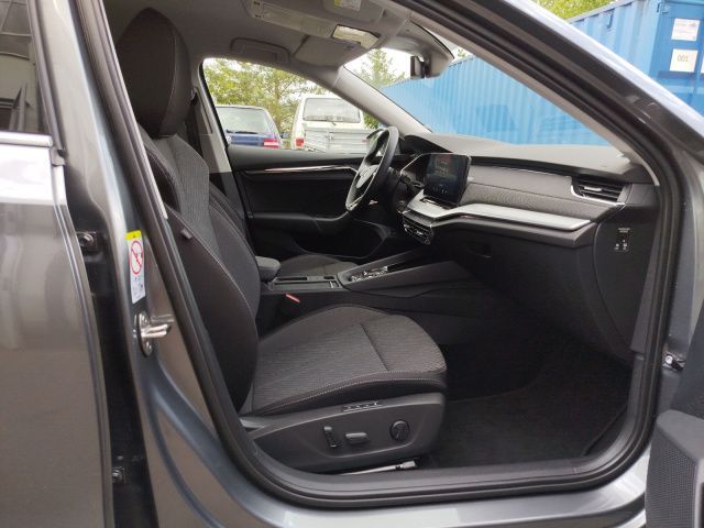 Fahrzeugabbildung SKODA Octavia Combi Style 2.0 TDI DSG