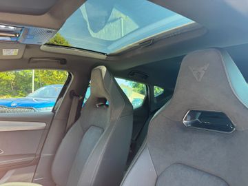 Fahrzeugverkauf 14 Cupra Leon 2.0 TSI 221 kW VZ Tribe Ed Pano*Sennheiser