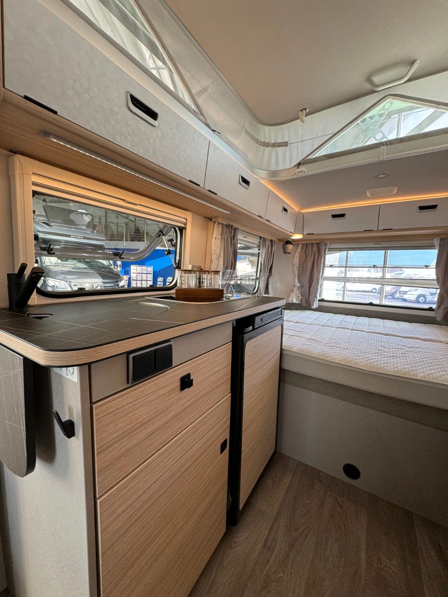 Fahrzeugabbildung HYMER / ERIBA / HYMERCAR Eriba Touring 530  - 9.619€ SPAREN