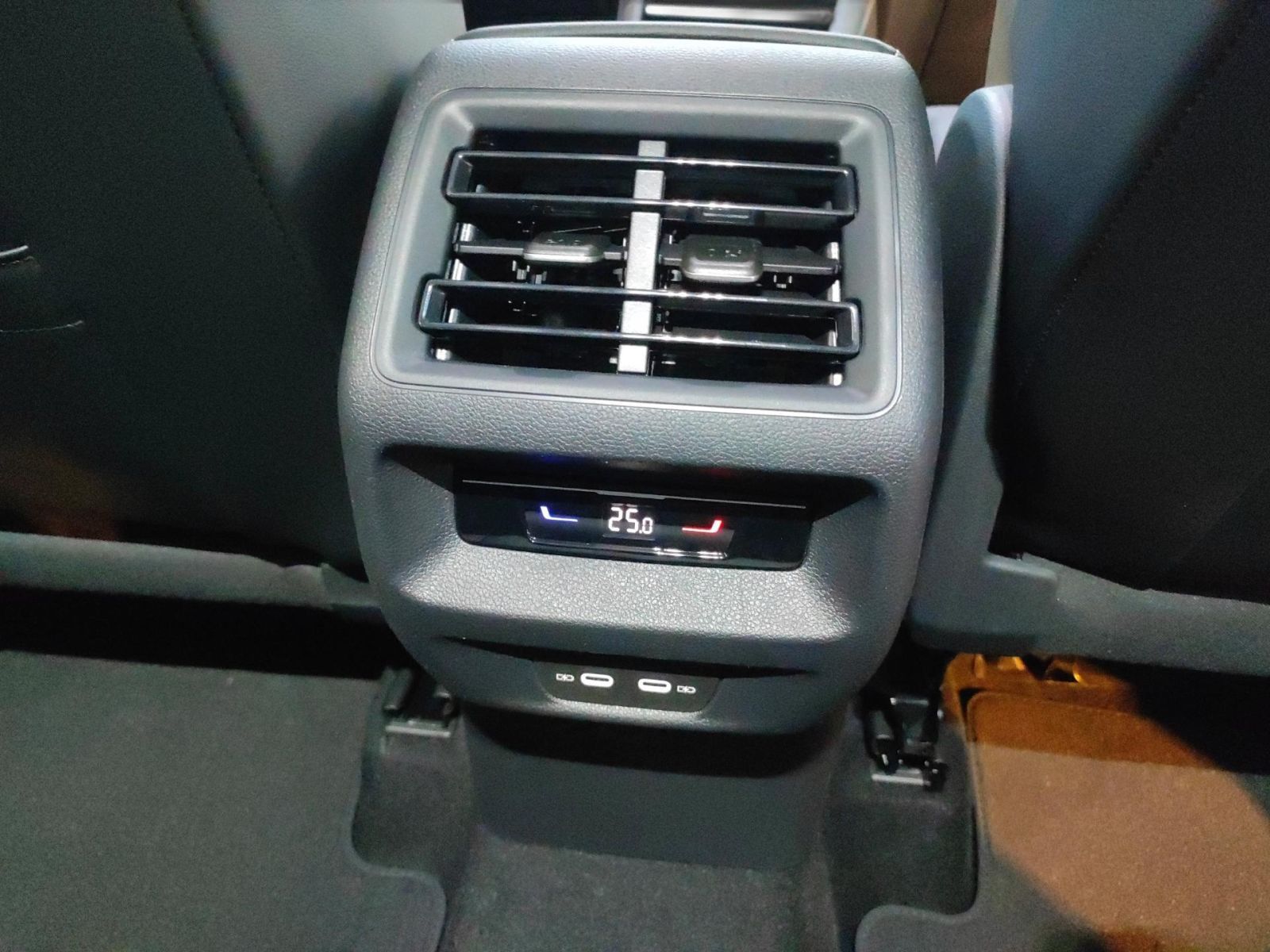 Volkswagen Tiguan - Bild 21